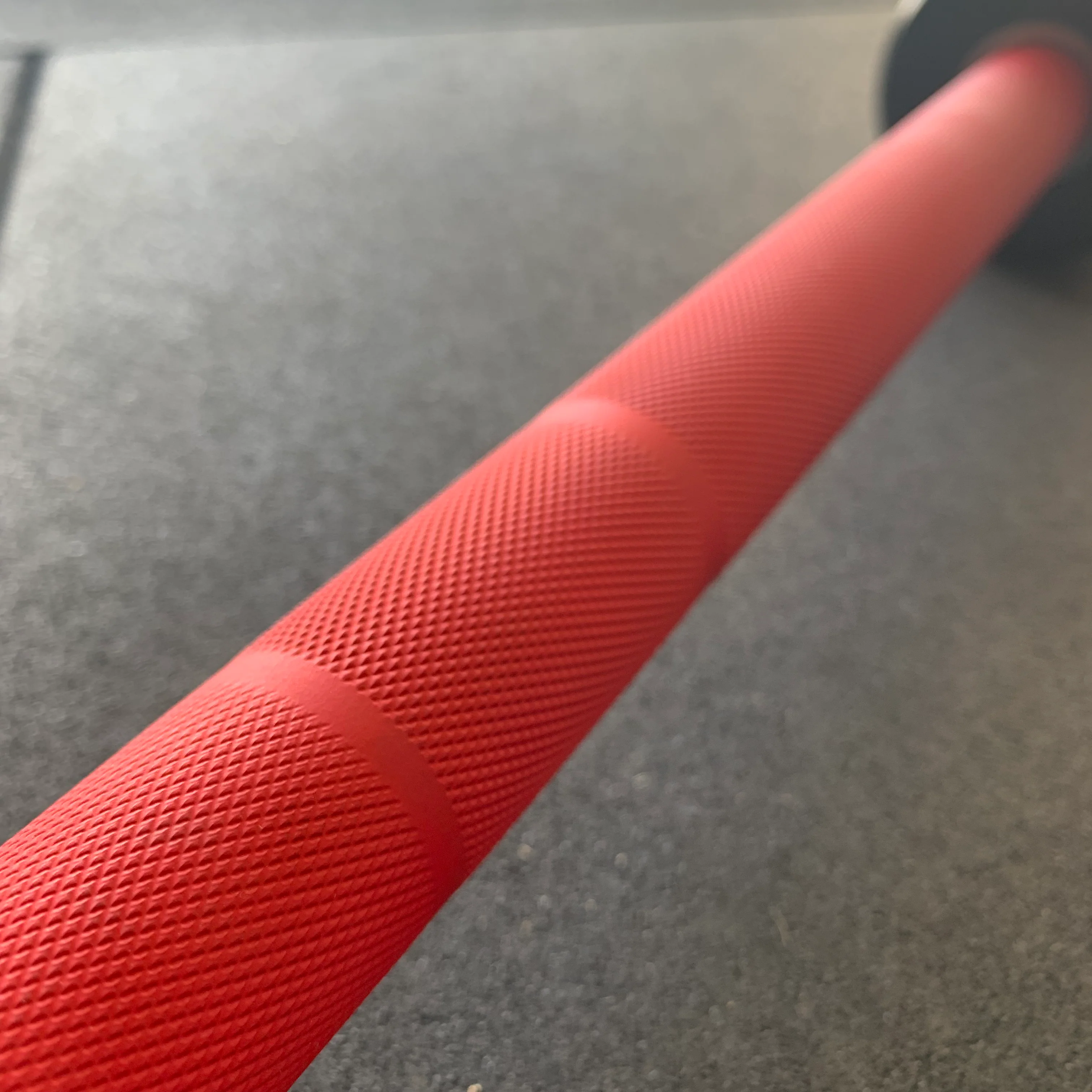 VERVE Elite Olympic Barbell - Red - 20kg - Image 13
