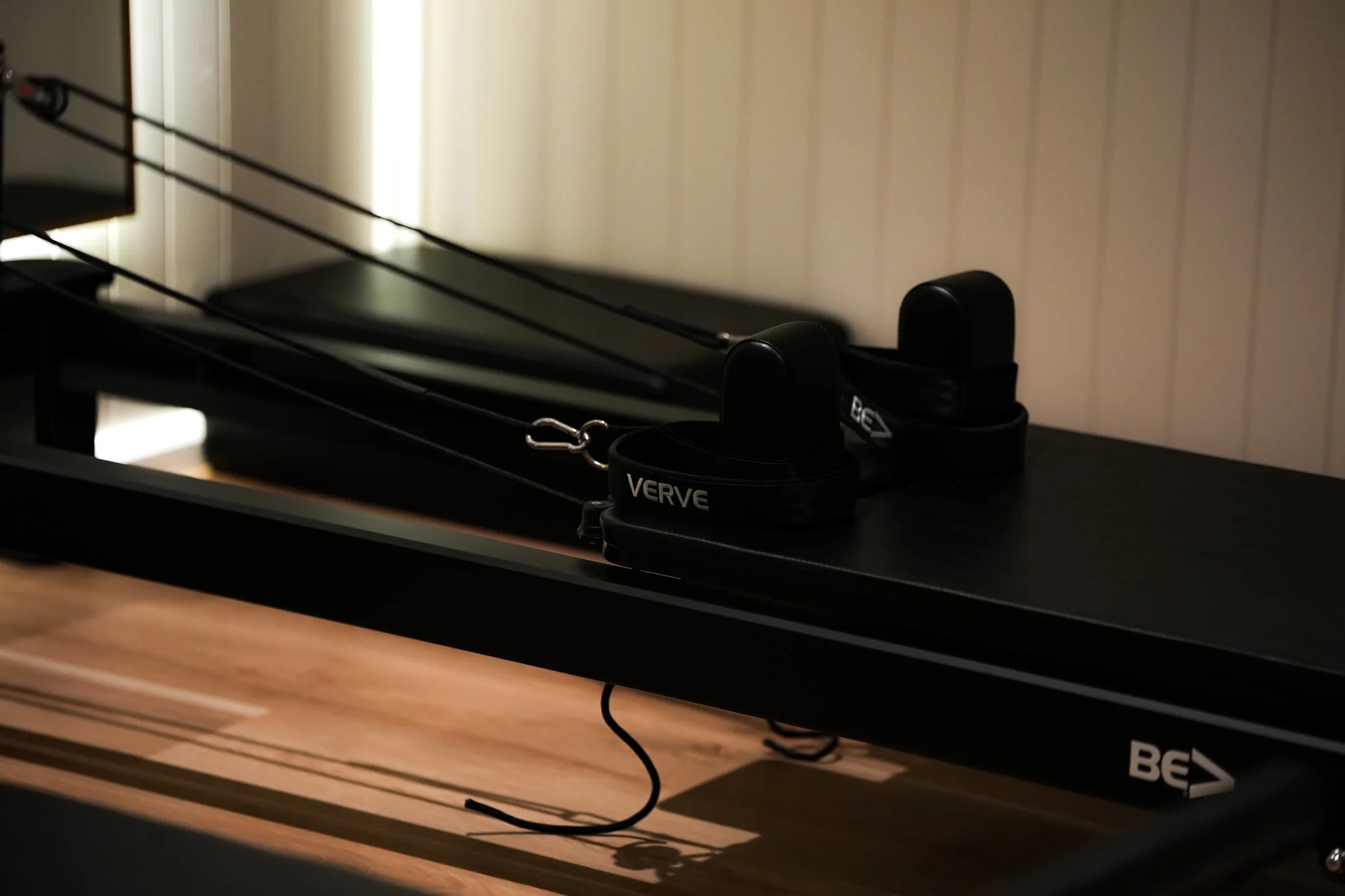 VERVE Flow Pilates Reformer - Black - Image 4