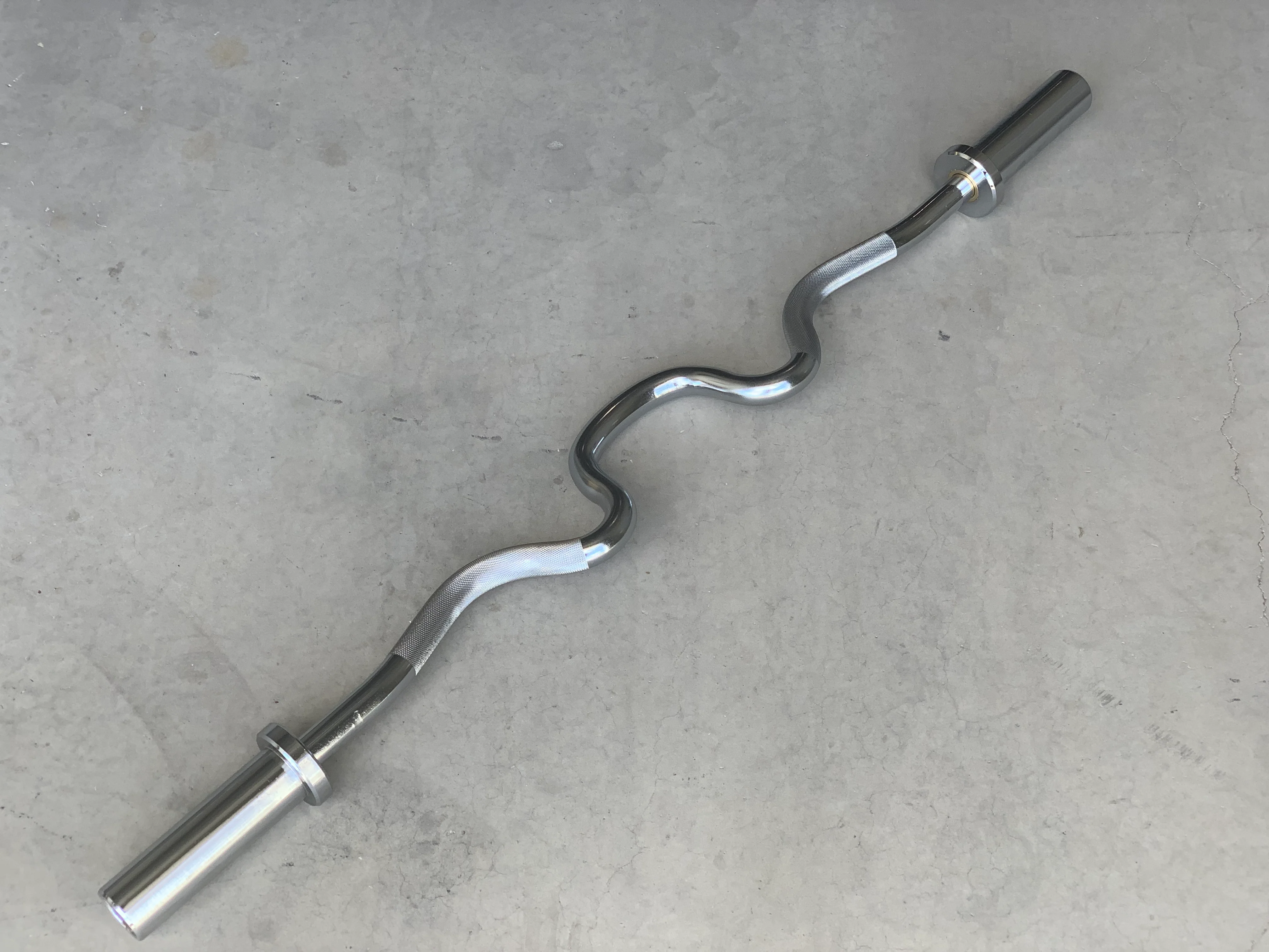 VERVE Olympic Super Curl Bar - 4' - Image 2