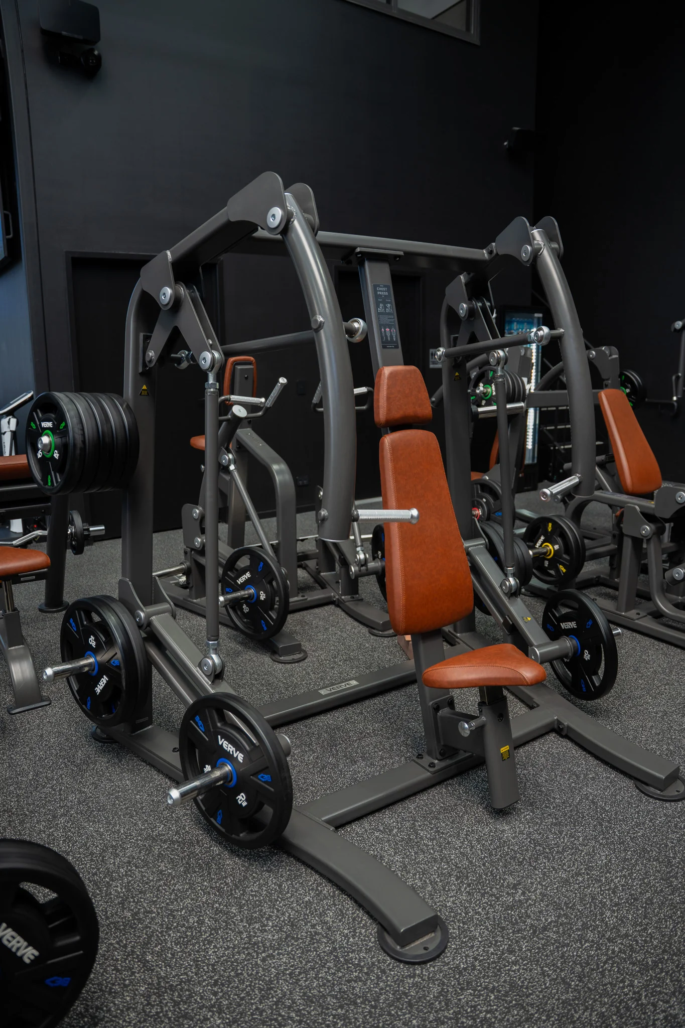 VERVE Plate Loaded Chest Press (Black) - Makoto Series - Image 3