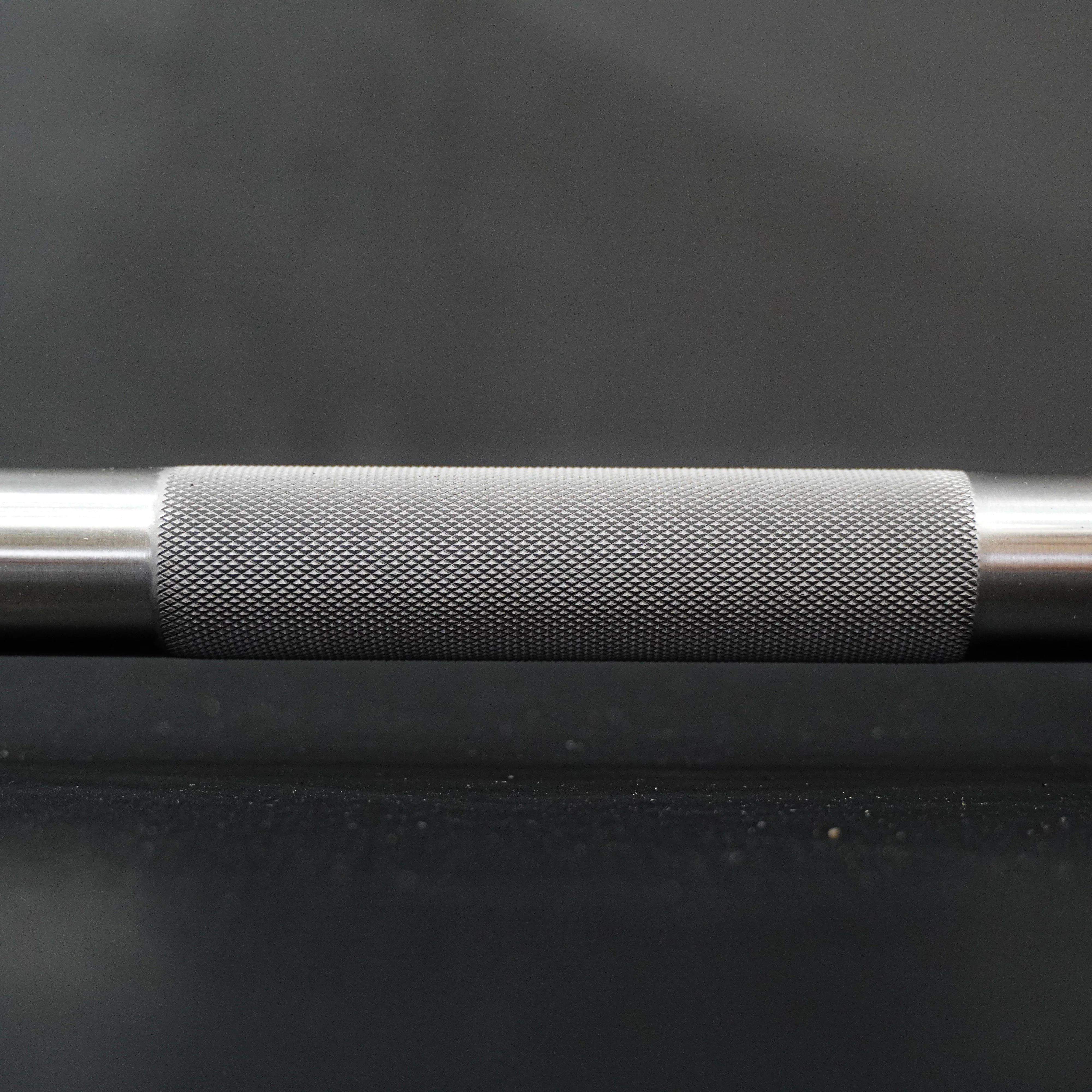 VERVE Stainless Steel Deep Knurl Power Barbell - 20kg - Image 7