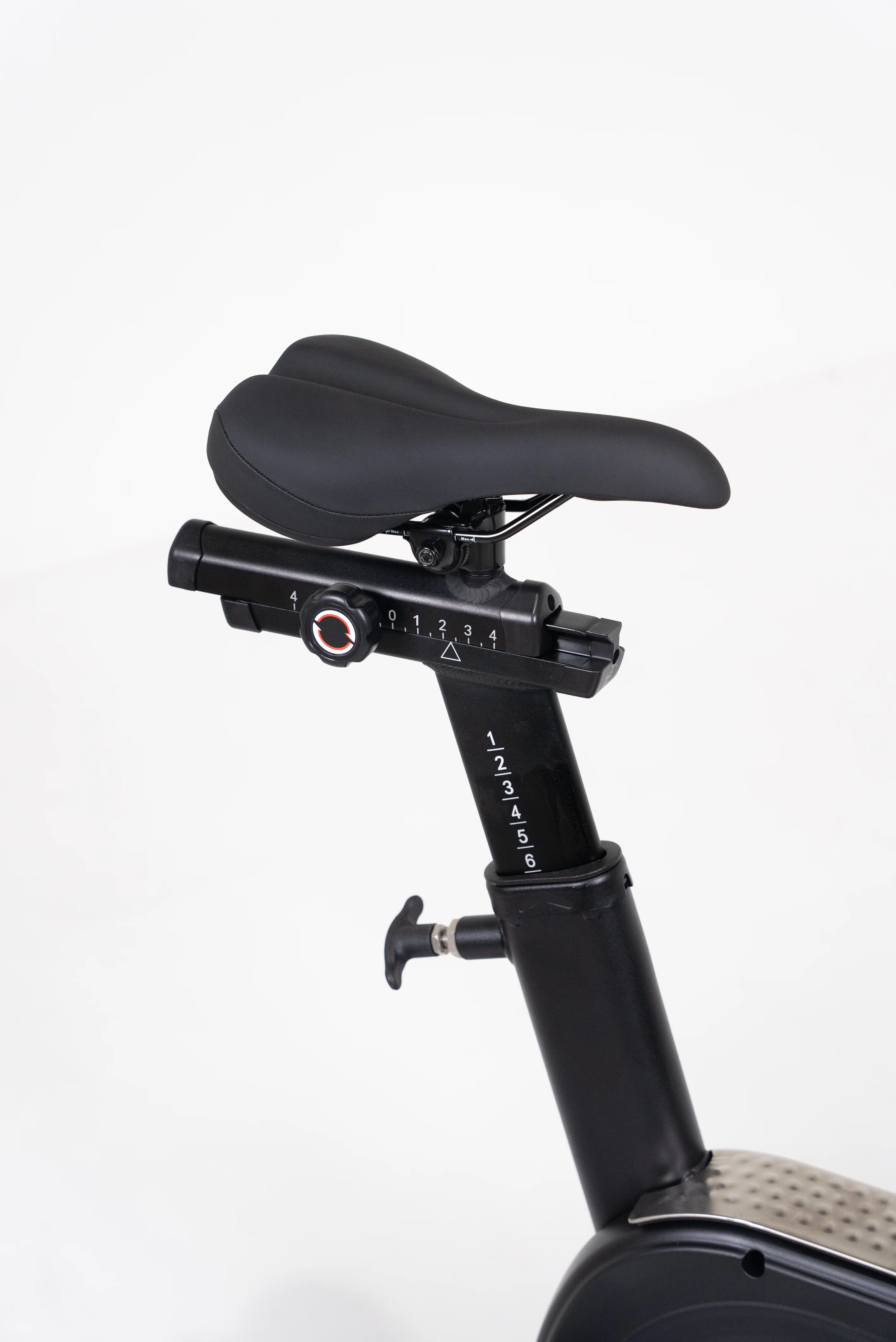 VERVE Volt Spin Bike with Console - Image 4