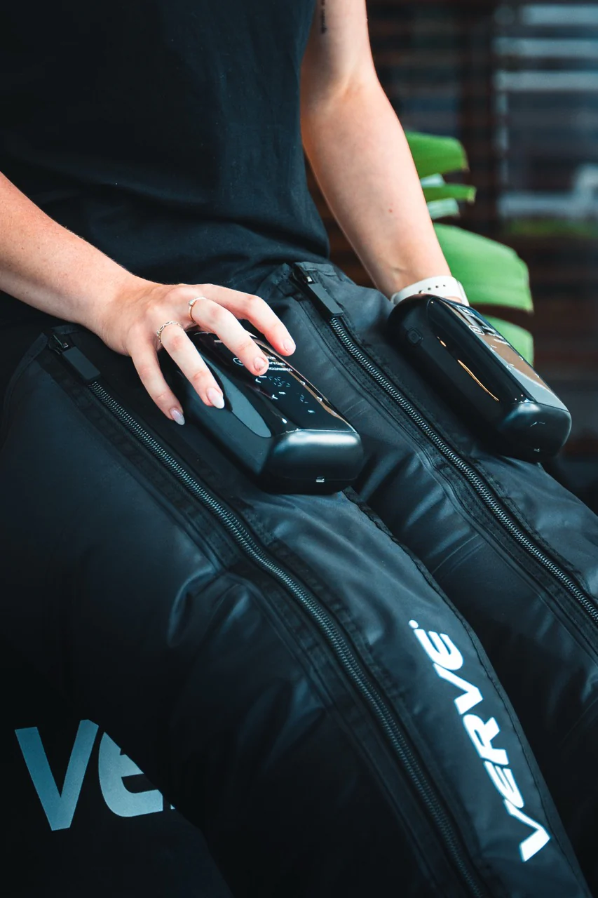 VERVE Wireless Compression Recovery Boots - Image 4